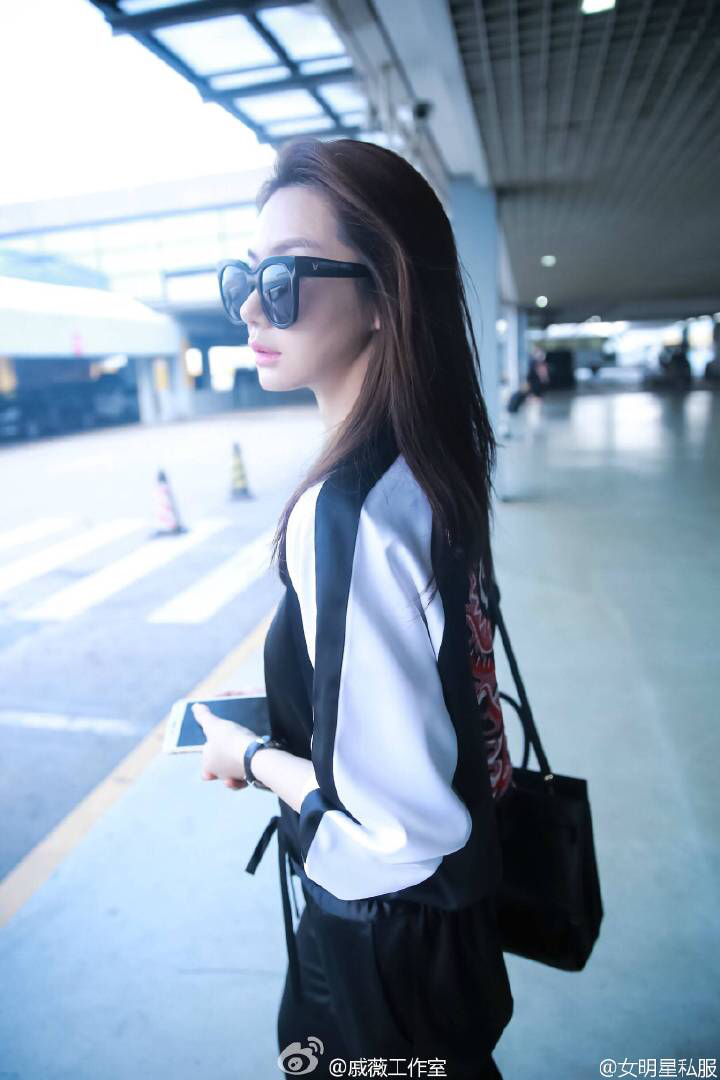 YSL sac de jour 32CM 平纹风琴包 324823黑色