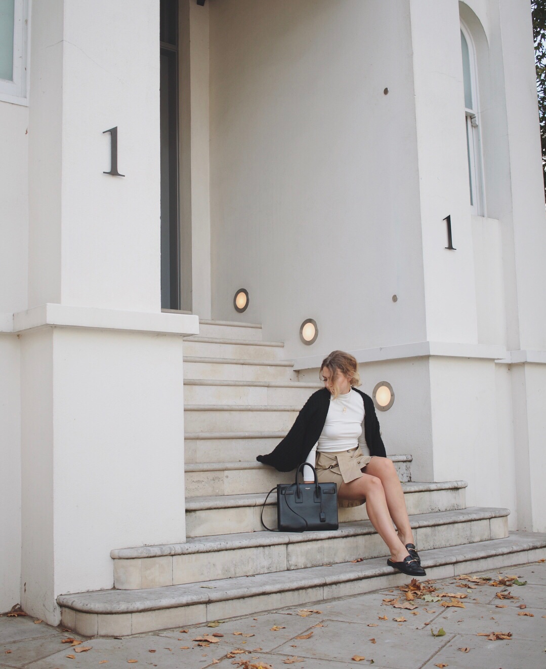 YSL sac de jour 32CM 平纹风琴包 324823黑色