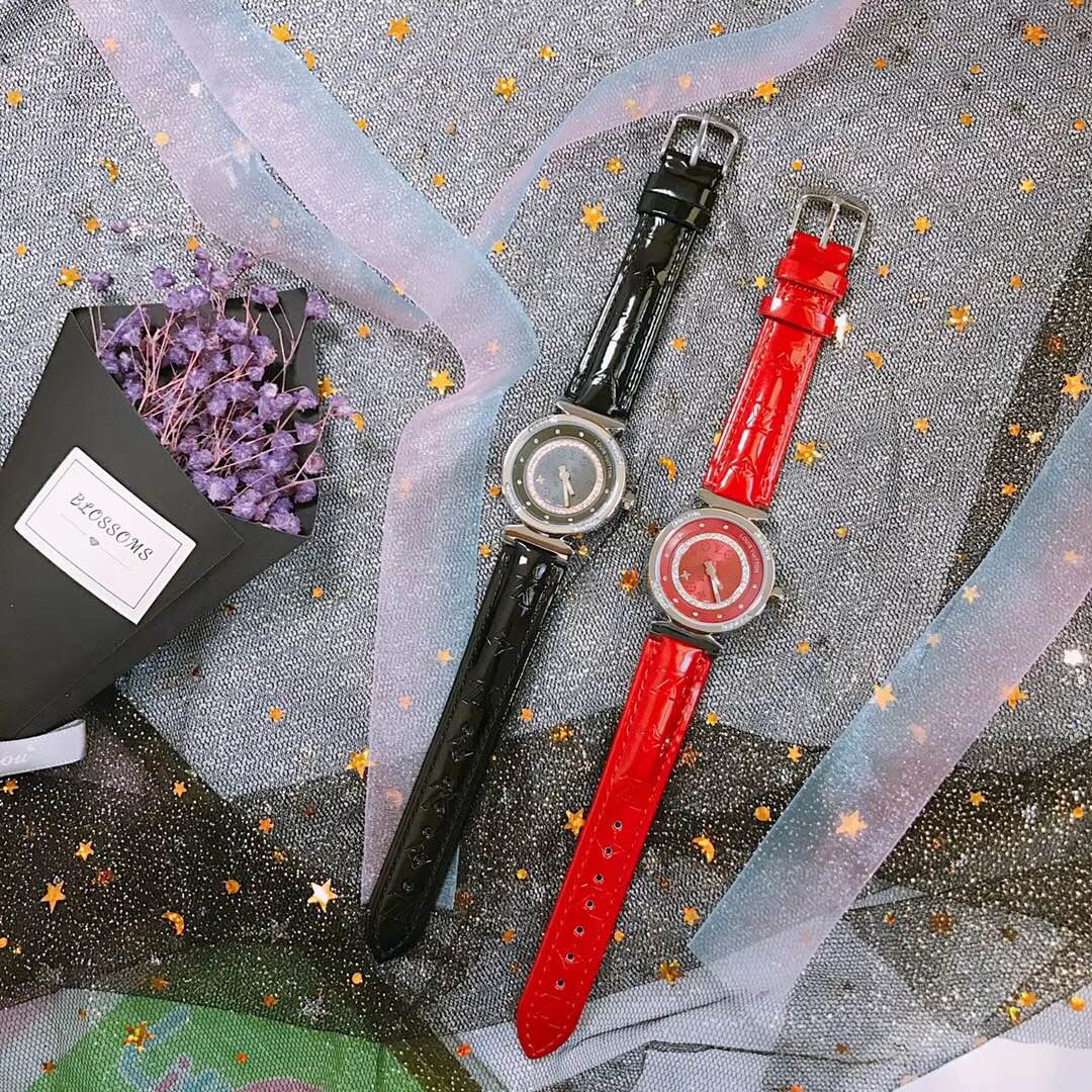 Fashionable Louis Vuitton Girl’s Stone Wristwatch with Monogram Flower Symbol: A Must-Have Accessory. - 图片 1