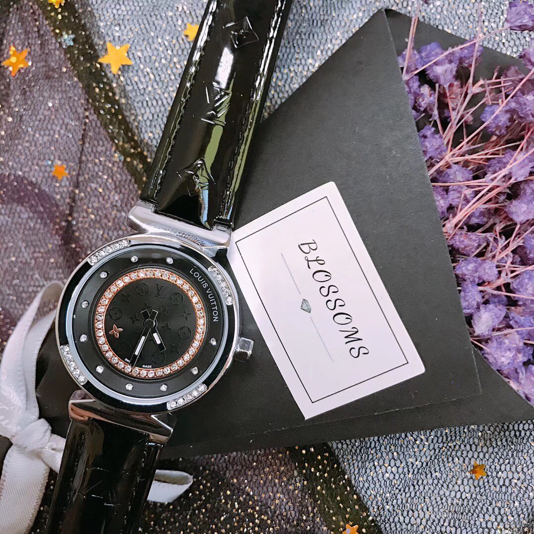 Fashionable Louis Vuitton Girl’s Stone Wristwatch with Monogram Flower Symbol: A Must-Have Accessory. - 图片 7