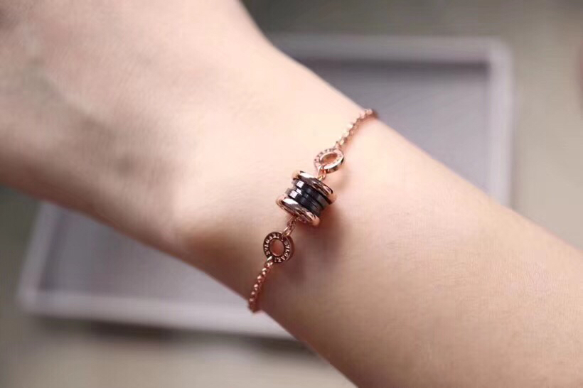 Bvlgari 纯银925宝格丽手链、宝格丽Diva白陶瓷、黑陶瓷按照18k真金 完美克制出来的