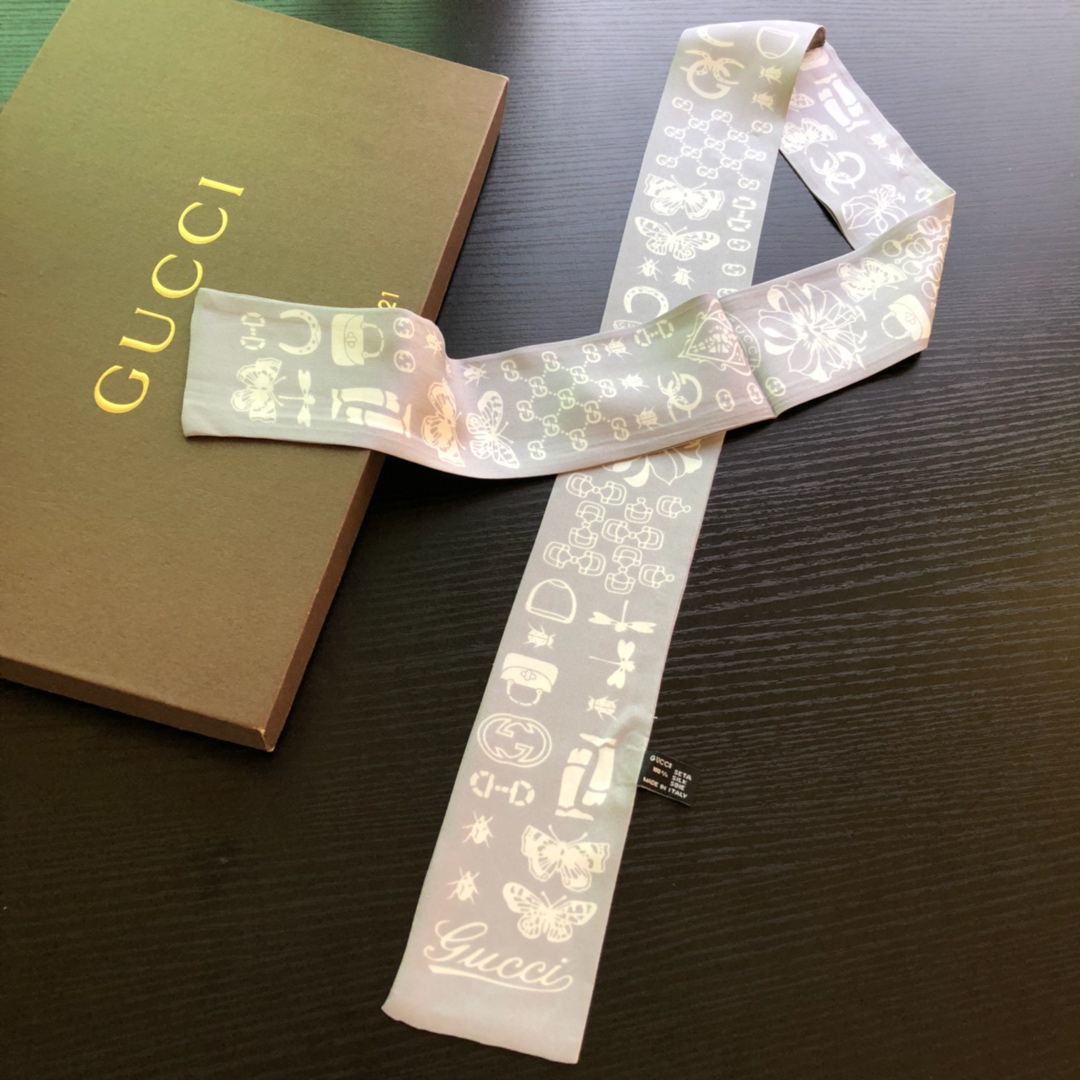 批55款式多多任挑任选古奇Gucci最新双层束发带~绑带.领结.飘带各种多用途‼️🔥国内官网也上架了‼️😉牛逼‼️独家正品批次  大货年前装船发走了  剩余的数量不多  自留‼️绝对可以用万年 手慢无‼️SVIP推荐‼️】和专柜的价格比，真心是买到偷着乐哈😂真心的越看越好看‼️而且多way用法，随便怎么搭配都好有腔调.超级柔软💟7.5*120顶级进口双层真丝小飘带👑