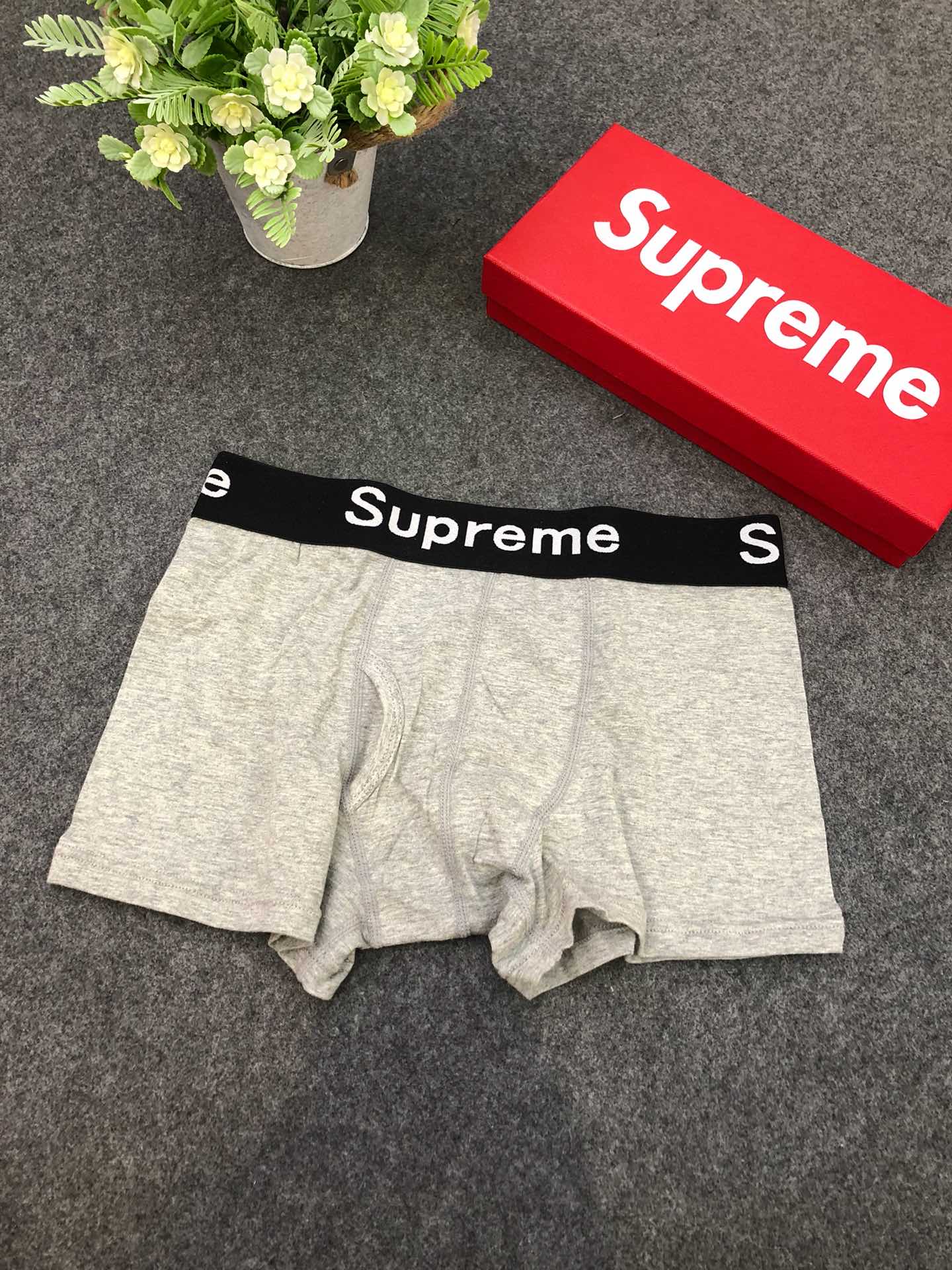 1538463975 2342474207 1