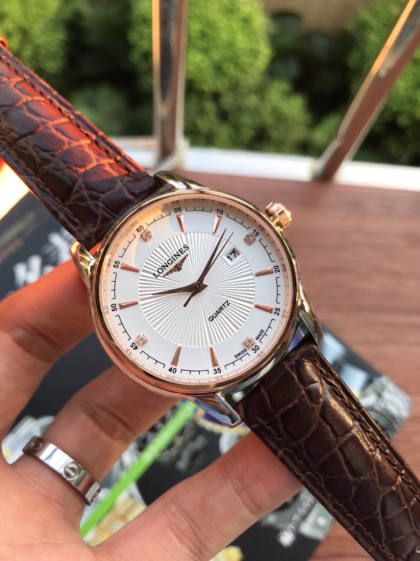 NO:765055,Longines simple three-hand calendar quartz watch, best-selling men's watch 316 stainless steel case, wear-resistant and scratch-resistant mirror, imported calfskin strap, please look for the exclusive quality of luxury street, longines,cowhide19860909浪琴简约三针搭配日历石英表 、热卖上市男士最佳腕表316 精钢表壳、耐磨防刮镜面、进口小牛皮表带、请认准奢华街独家品质,,longines,cowhide,Watch