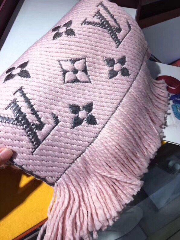粉银。想买便宜货的围观就好[呲牙]买过ZP的来哭一会😢工艺全面提升 真正的代工厂品质 欢迎ZG对比经典唐
