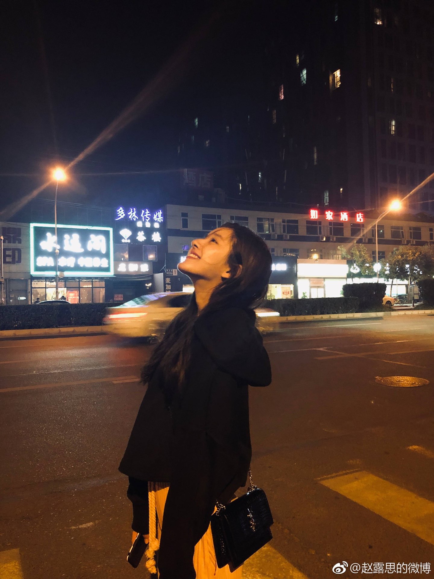 YSL Sunset 22CM 鳄鱼纹日落包 442906黑色/银扣