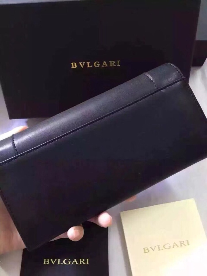 Luxury Bvlgari Serpenti Wallets: Elegant Design with Unique Snake Head, Available in Dirty Purple - 图片 6