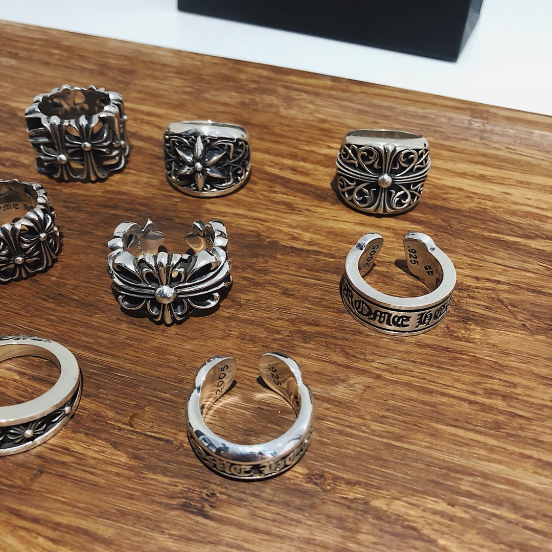 Chrome Hearts 克罗心Chrome Hearts 版本戒指