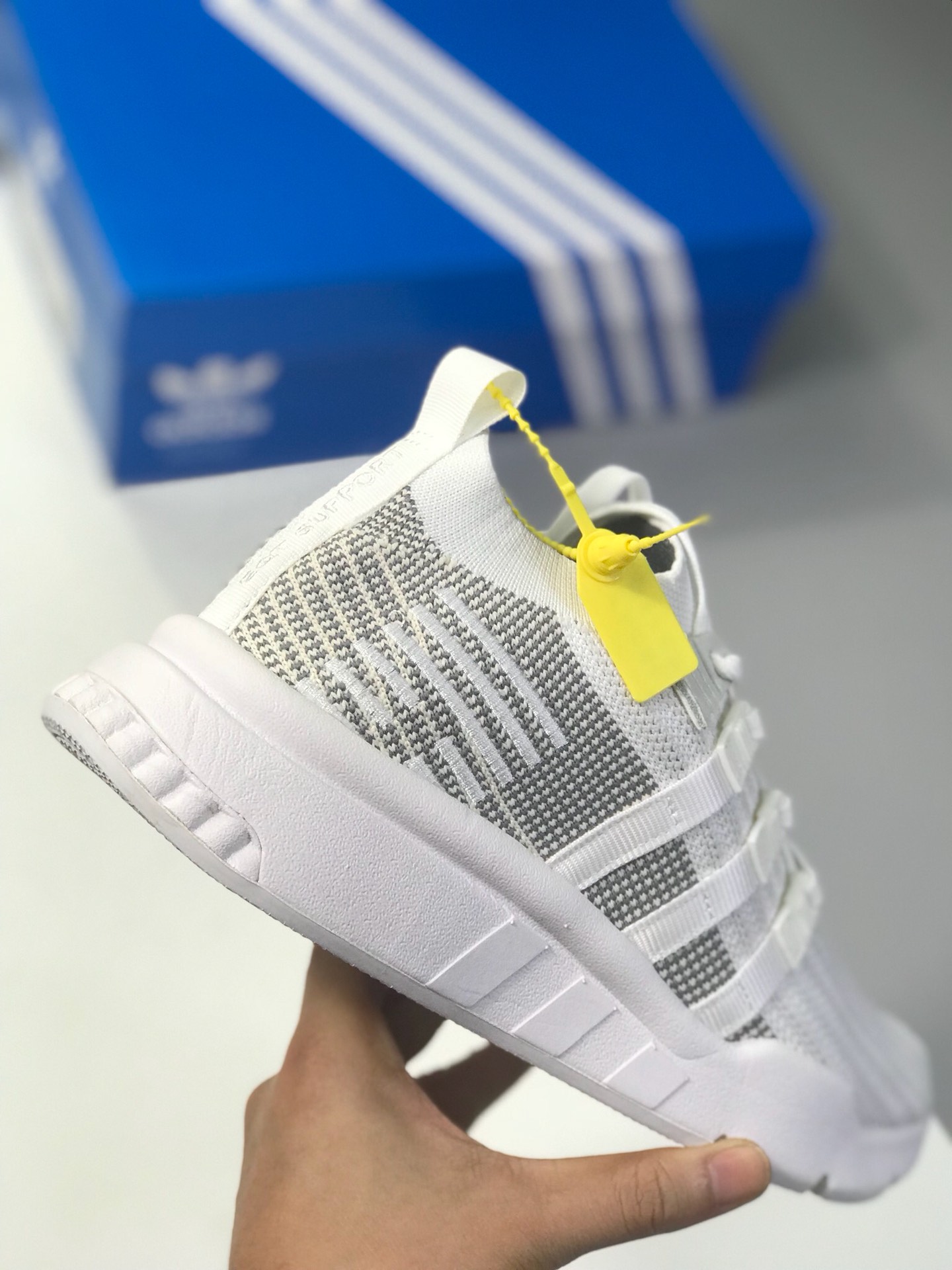 140真标 原盒 adidas originals（阿迪达斯三叶草）2018 EQT SUPPORT MID ADV 情侣款运动鞋 B37429
