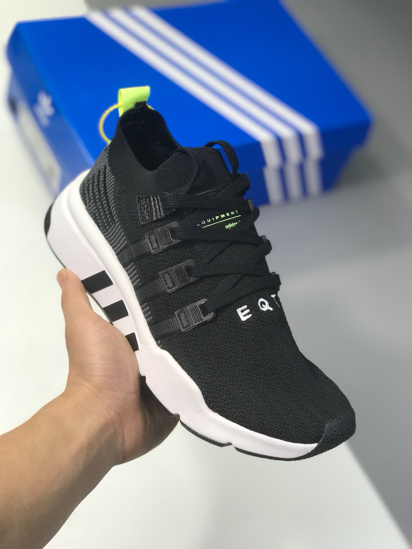 140 真标 原盒 adidas originals（阿迪达斯三叶草）2018 EQT SUPPORT MID ADV 情侣款运动鞋 B37435