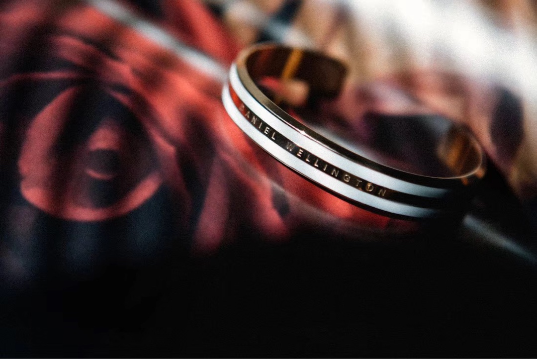 DanielWellington手镯 饰品简约百搭丹尼尔惠灵顿 Daniel Wellington   DW男女开口手镯 丹尼尔惠灵顿 Daniel Wellington   DW手镯