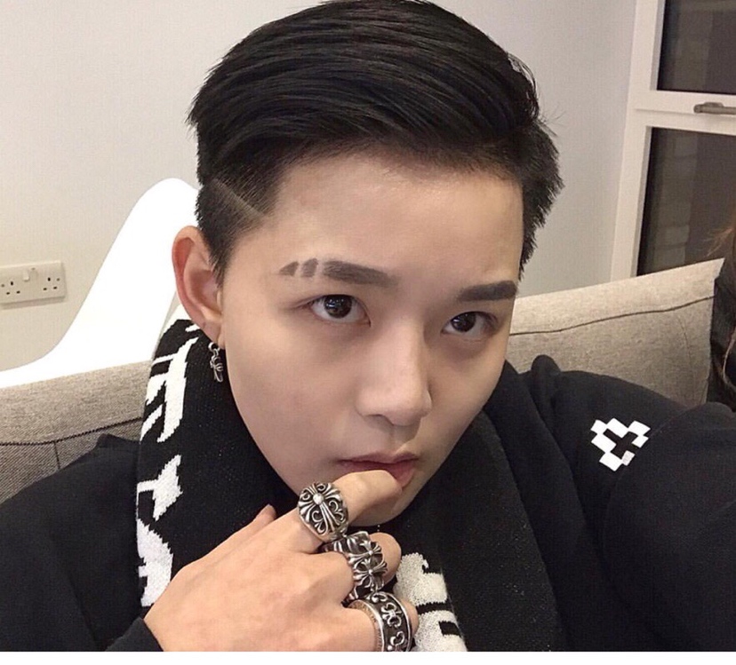 Chrome Hearts 𝐂𝐡𝐫𝐨𝐦𝐞 𝐡𝐞𝐚𝐫𝐭克罗心 童军花旋转戒