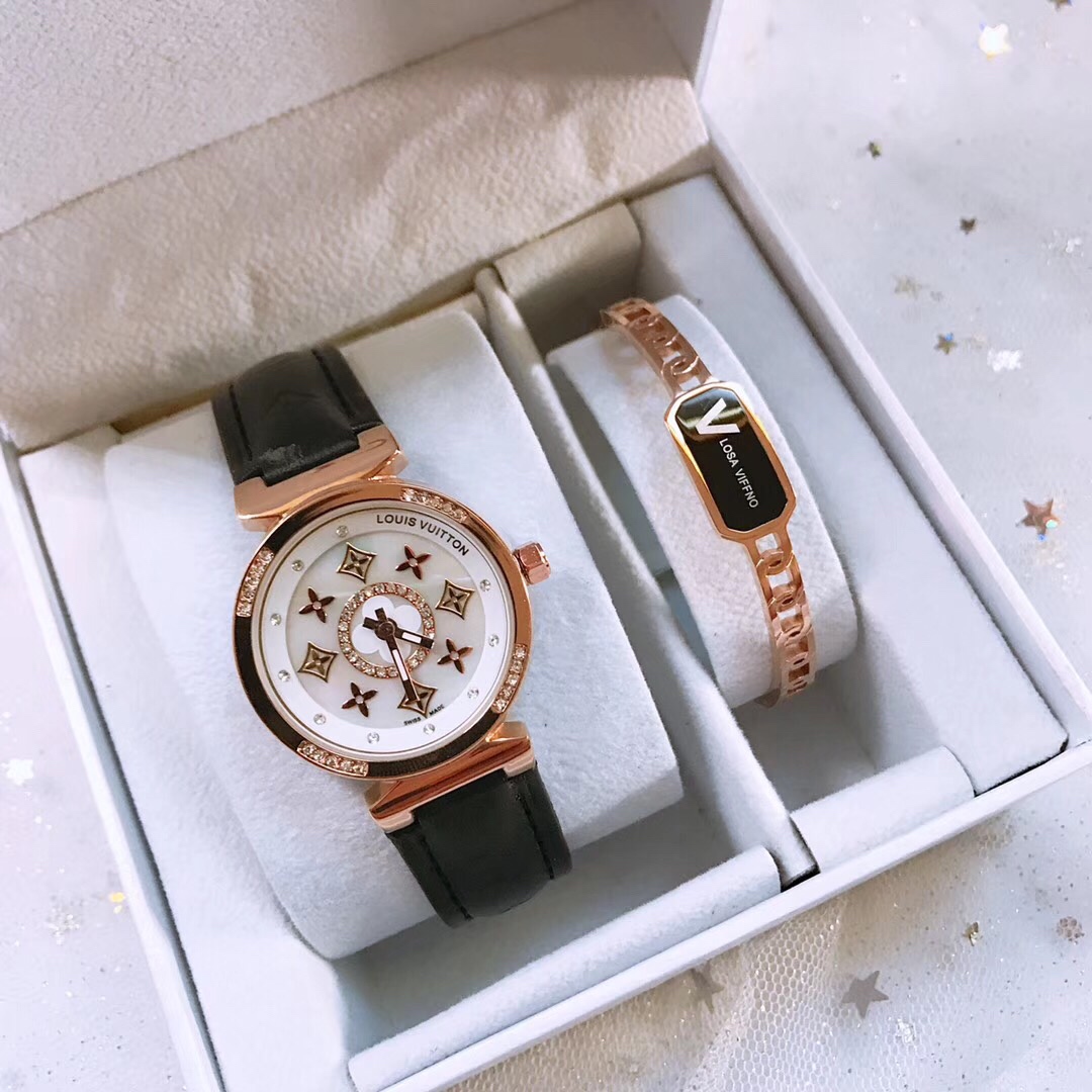 “Louis Vuitton Quest Titanium Bracelet: Fashionable and Timeless 32mm Design”