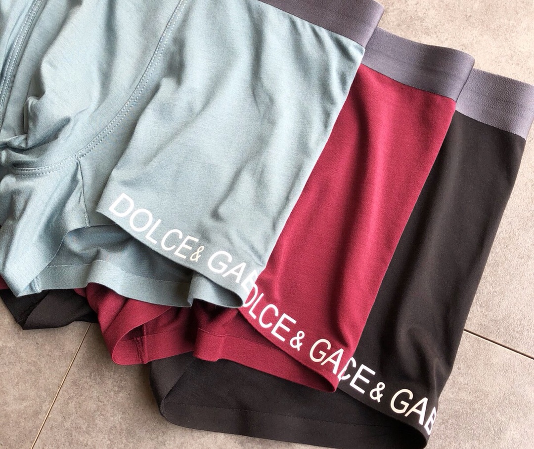 DOLCE&GABBANA杜嘉班纳！