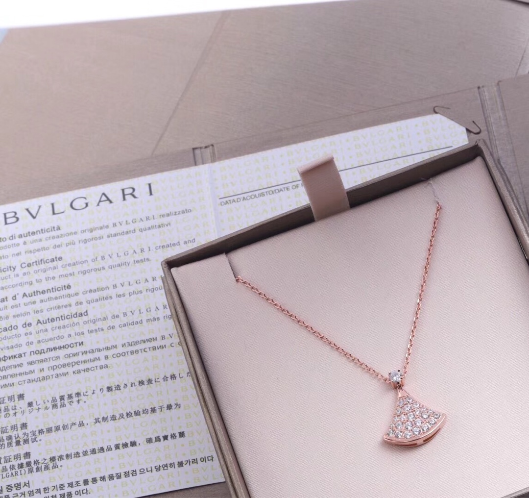 Bvlgari 纯银925打造精工宝格丽扇形满镶项链