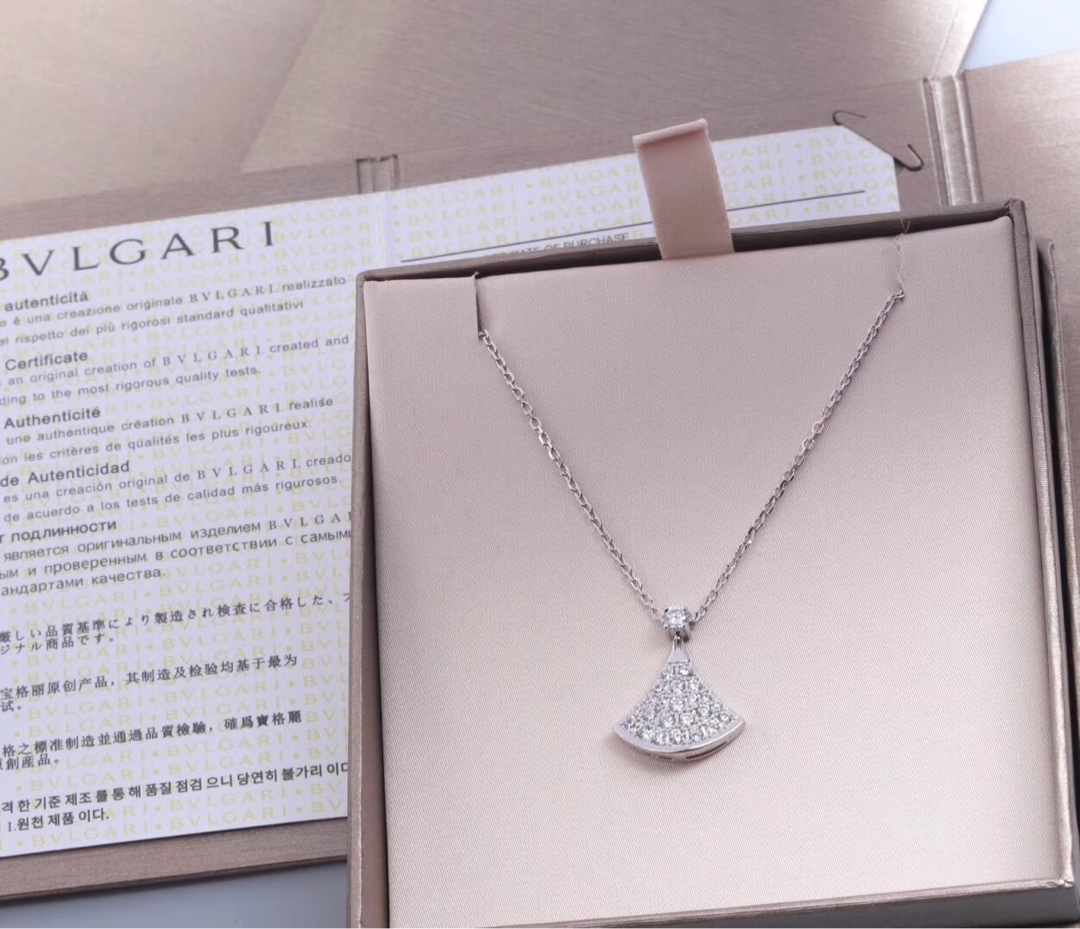Bvlgari 纯银925打造精工宝格丽扇形满镶项链