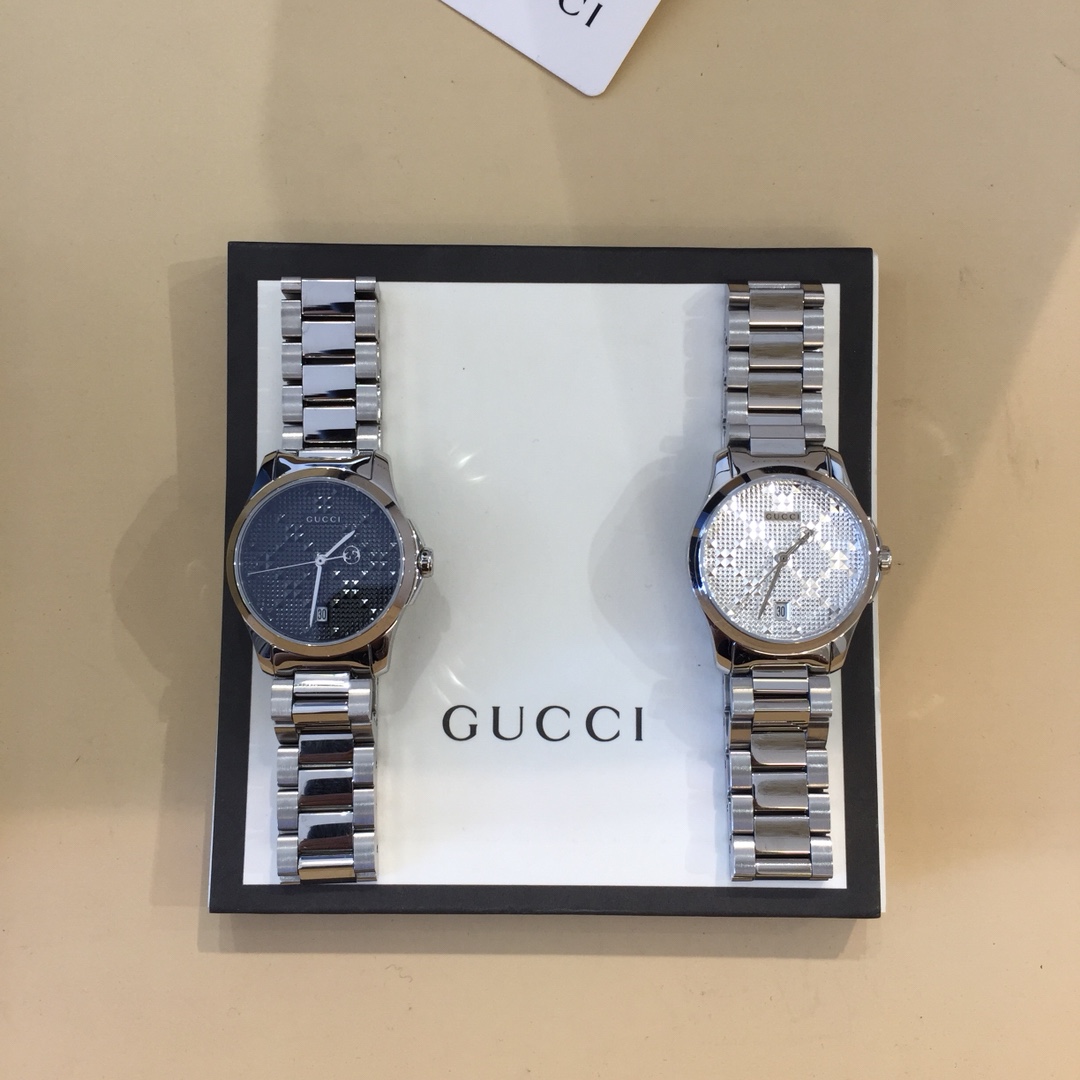 批:450 原盒:30 古驰 Gucci 手表 女款石英表  
◎表盘直径27mm，防反射蓝宝石镜面，进口瑞士机芯，这就是正品应该有的，没什么大不了❗️
◎代工厂在上柜前拿出，还没有录入专柜数据，一但录入数据再大的关系也搞不出🔥
◎手表表盘比较小，非常适合手腕纤细的女生❗️