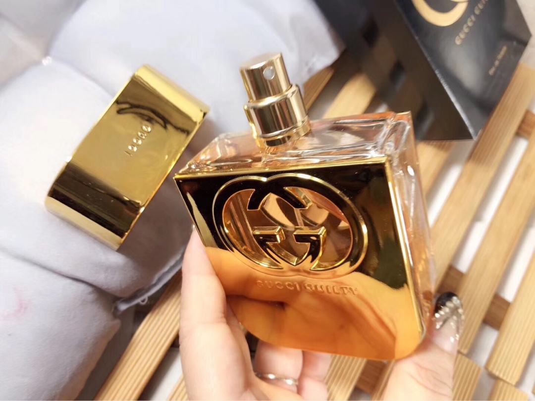 1541189897 596698512 3