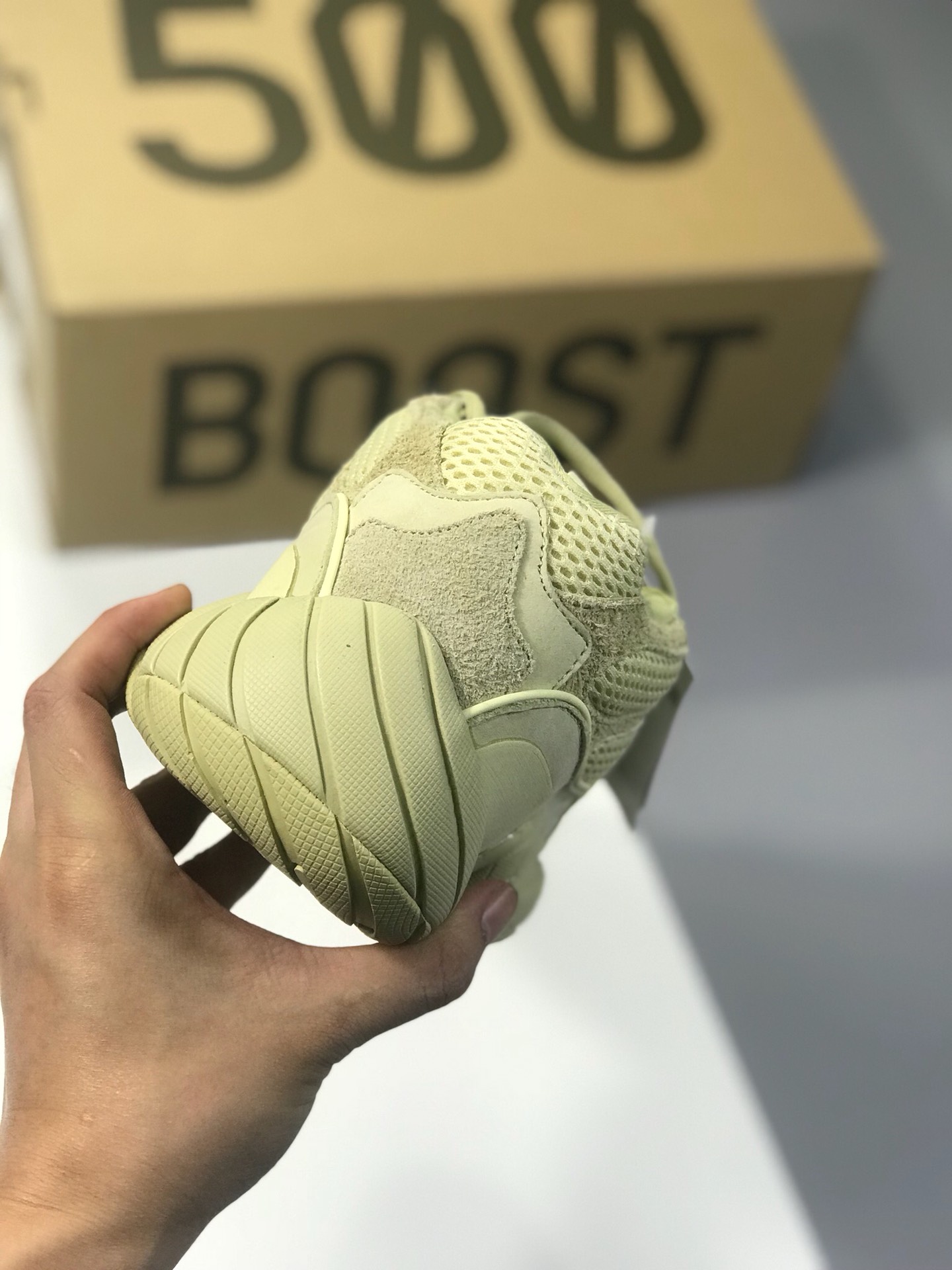 OG特价  250阿迪达斯Adidas YEEZY Desert Rat 椰子500 DB2966