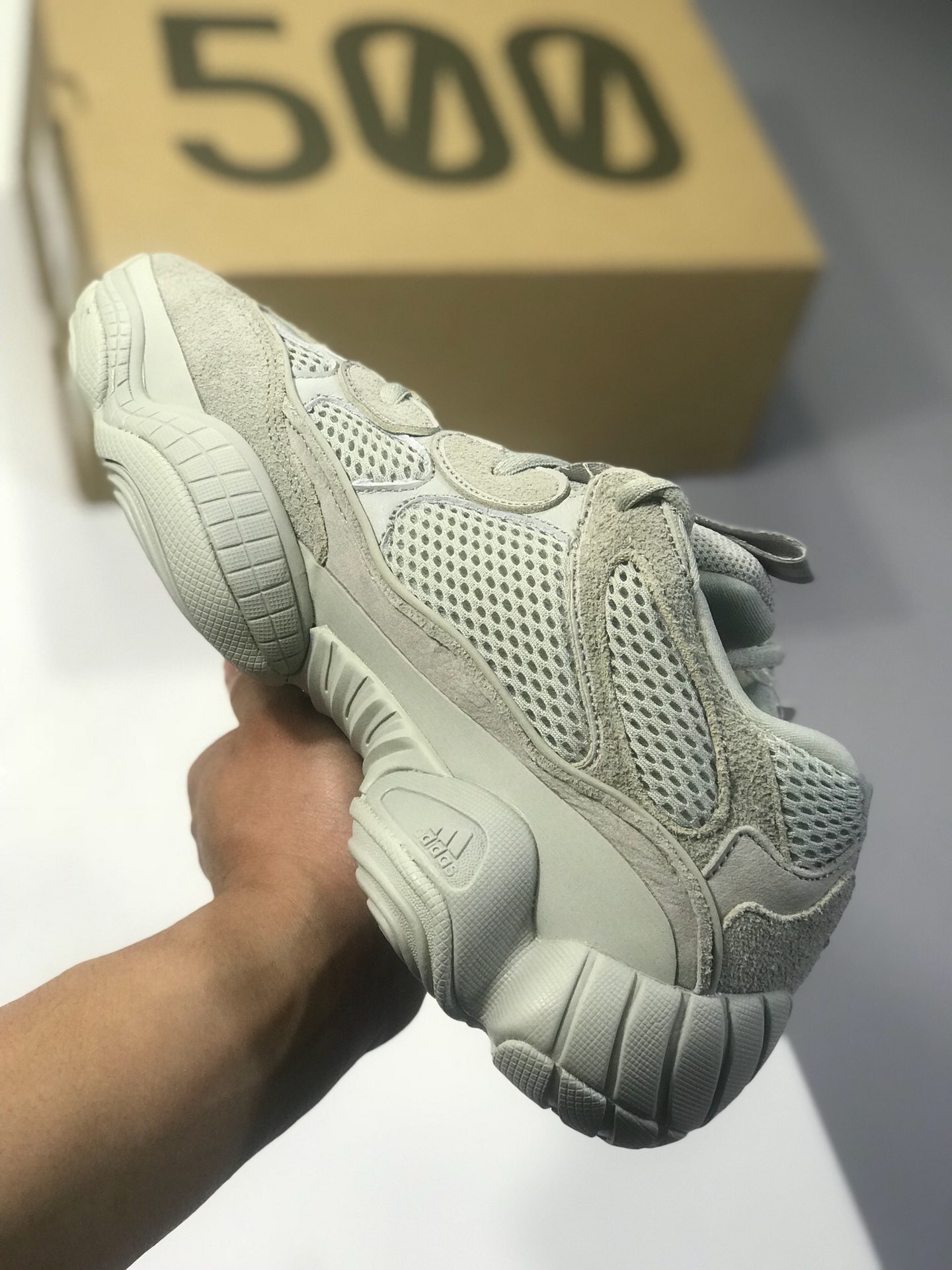 OG特价  250阿迪达斯Adidas YEEZY Desert Rat 椰子500 DB2966