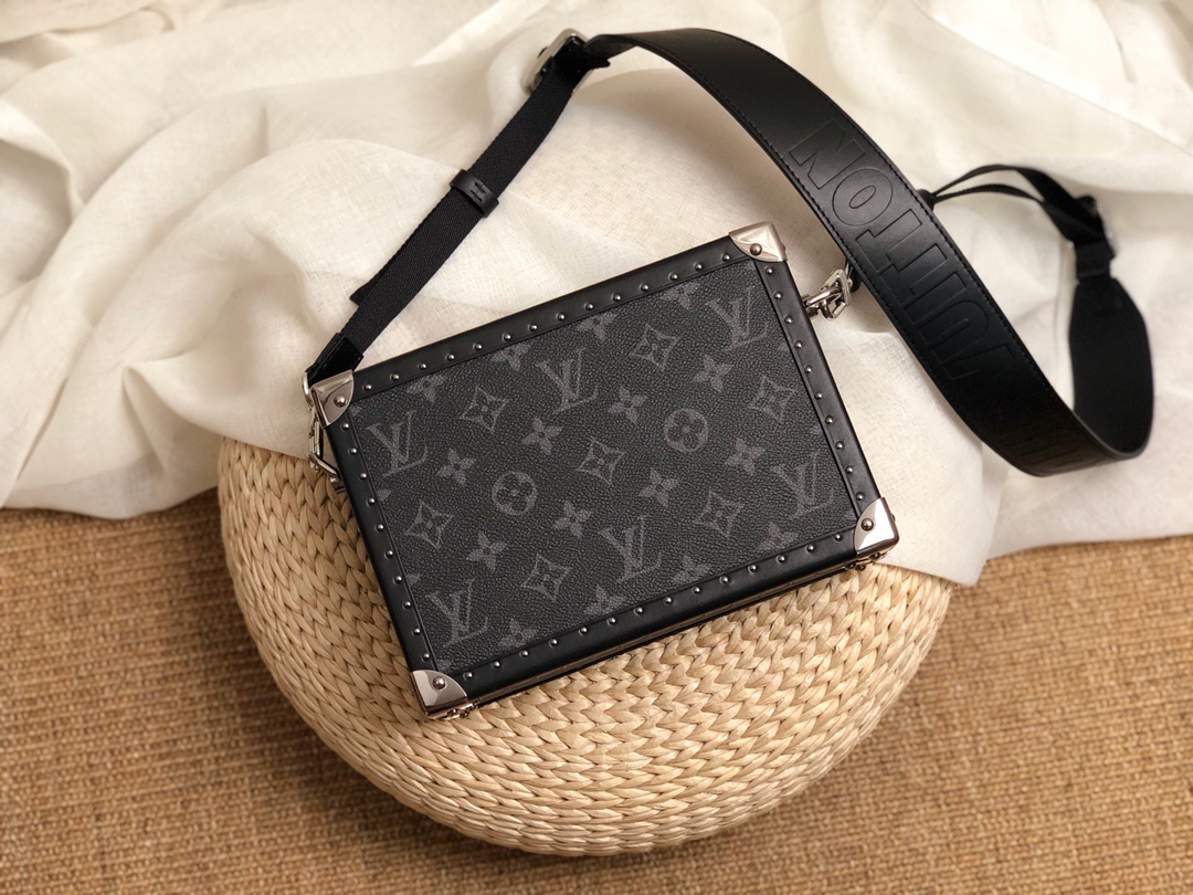 Louis Vuitton Handbags Crossbody & Shoulder Bags Black Monogram Canvas Fashion M20101