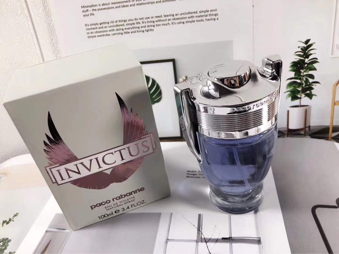 Paco Rabanne Invictus Eau de Toilette for Men - 3.4 oz (100 ml)