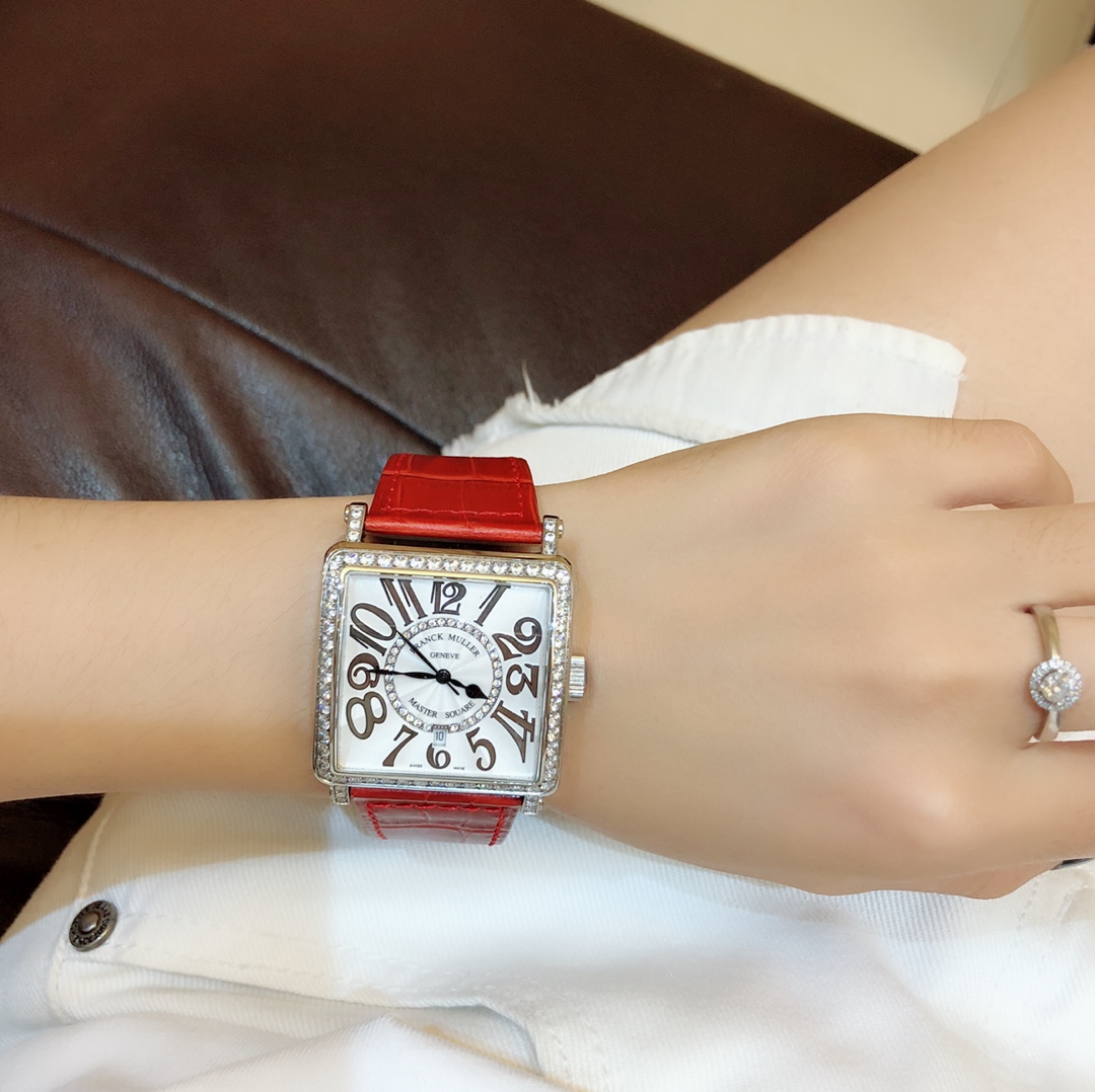 Luxurious Frank Muller Women’s Wristwatch: Swiss Craftsmanship and Unconventional Creativity - 图片 3