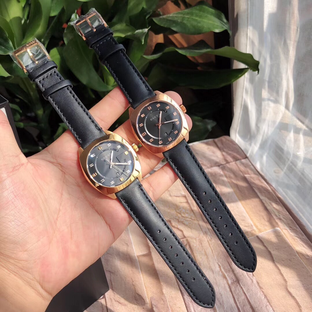 NO:388443,Channel goods fidelity!  The same style as Li Yuchun, Gucci YA142.3 series men's watch, in stock. Unique internal G design, Gucci capital fashion [color] [color] ~ 41mm watch diameter, super boyfriend style. Original Swiss movement movement, sapphire, fidelity first-hand source!  , gucci19860909渠道货保真！李宇春同款,古驰YA142.3系列男表,有货.独特内G设计,古驰大写的时尚[色][色]～41mm表径,超级男友风.原装瑞士机芯机芯,蓝宝石,保真一手货源！,,gucci,Watch