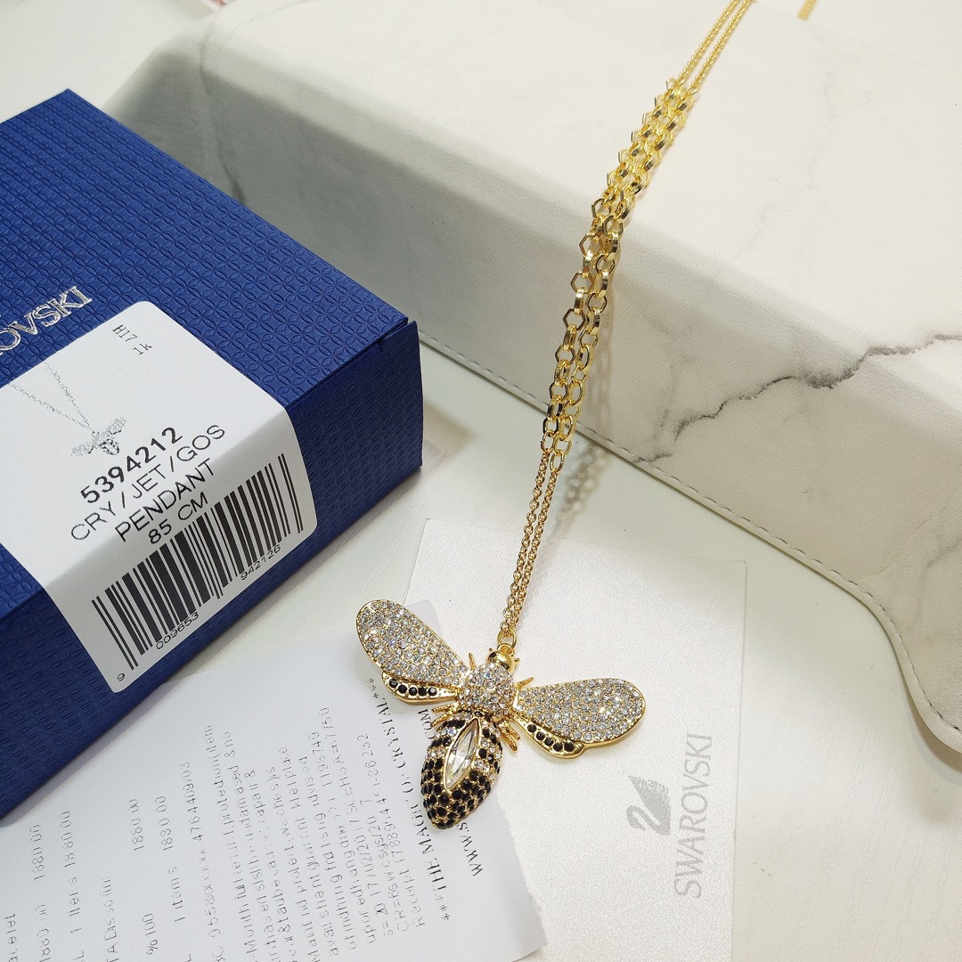“Schwartz’s Original Packaging Delivery of Lisbel Honey Bee Sweater Necklace 2018” - 图片 7