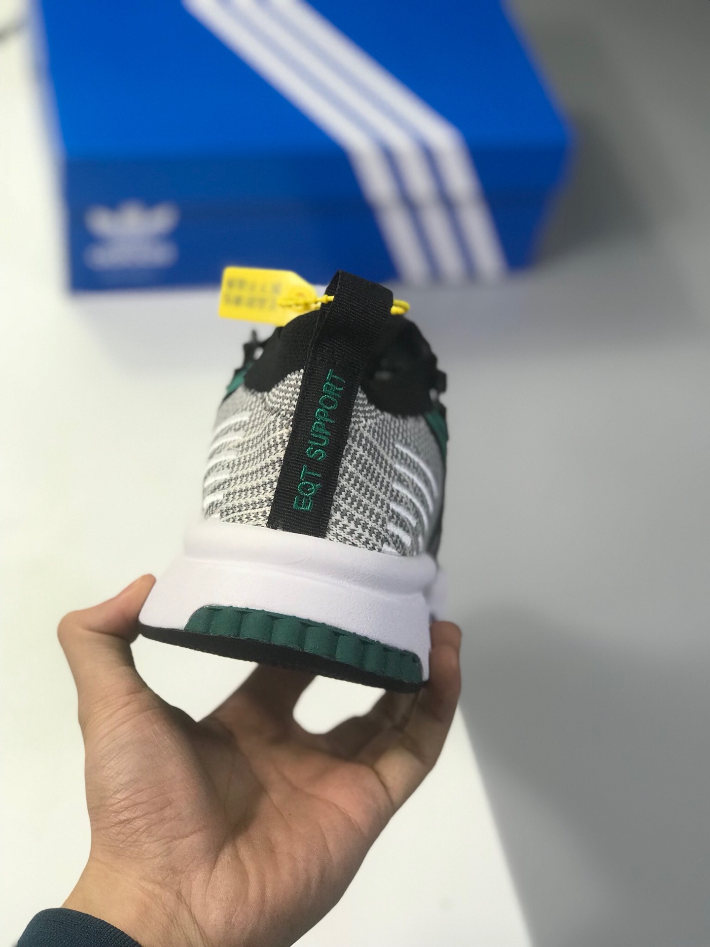 140真标 原盒 adidas originals（阿迪达斯三叶草）2018 EQT SUPPORT MID ADV 情侣款运动鞋