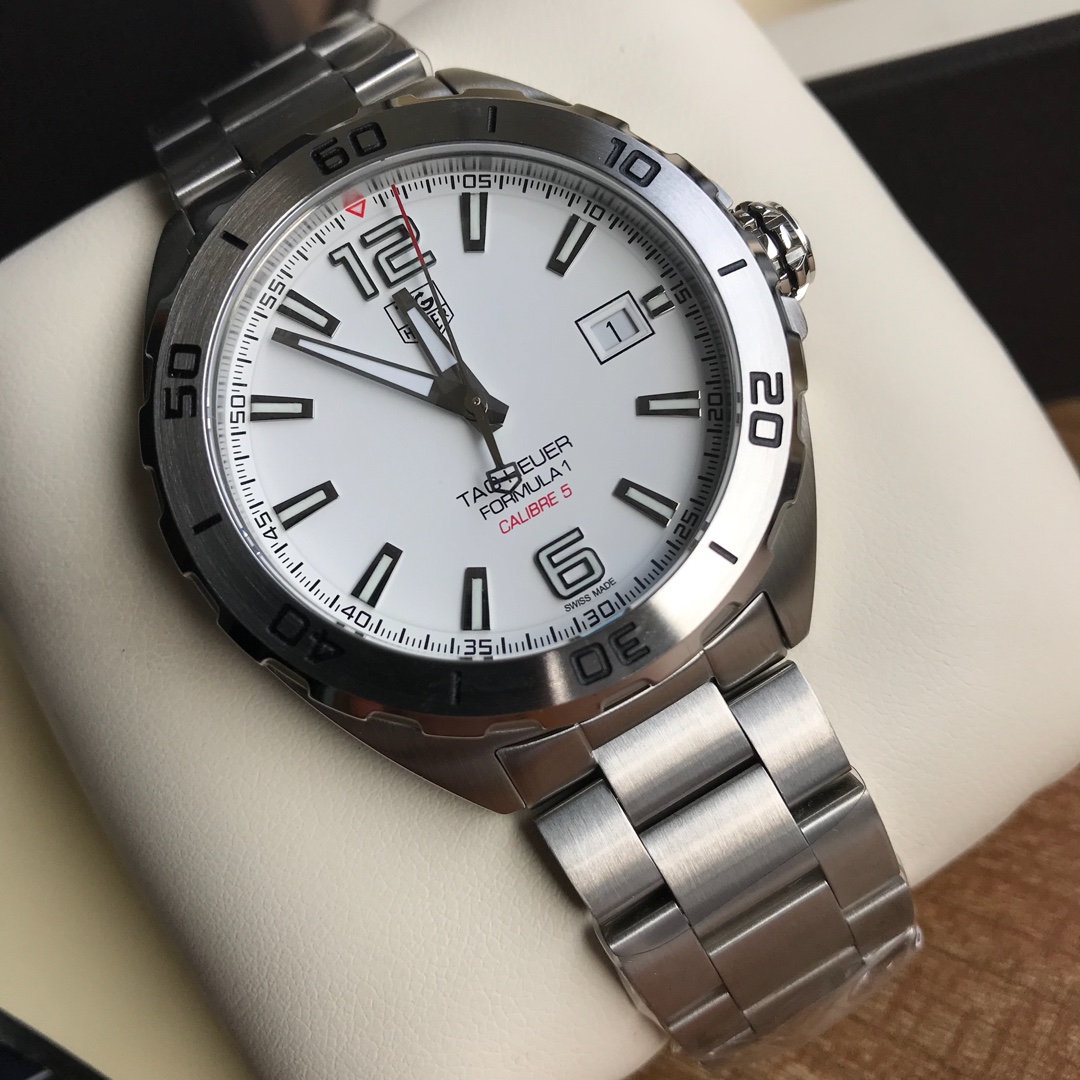 NO:728178,Counter inspection code can be customized. Batch: Original box: 50. New model with high appearance value online, hard goods. Original Tagheuer, TAG Heuer F1 series mechanical watch, counter 10,000+. ~41mm diameter, sapphire mirror, super luminous hands, original movement, support for disassembly and inspection, tough guy style, ultra-high difficulty brushed steel strap craftsmanship that cannot be imitated, one watch and one code with hangtag, counter synchronization!  Brand new complete set of [color][color][color],,tag heue19860909可以订做专柜查验码 批:原盒:50 新款高颜值上线,硬货.Original Tagheuer,泰格豪雅F1系列 机械表,专柜1万+. ~41mm表径,蓝宝石镜面,超强夜光指针,原装机芯,支持拆机验货,硬汉风格,超高难度精钢拉丝表带工艺无法仿制,一表一码配吊牌,专柜同步！全新全套出[色][色][色],,tag heue,Watch