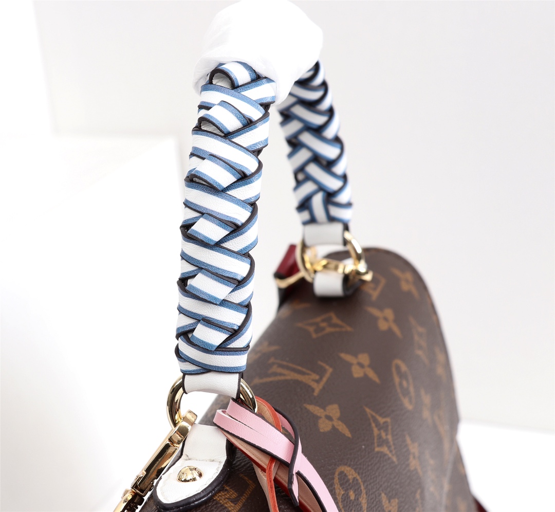 Louis Vuitton M43982 Monogram 28x20x10cm crossbody everyday