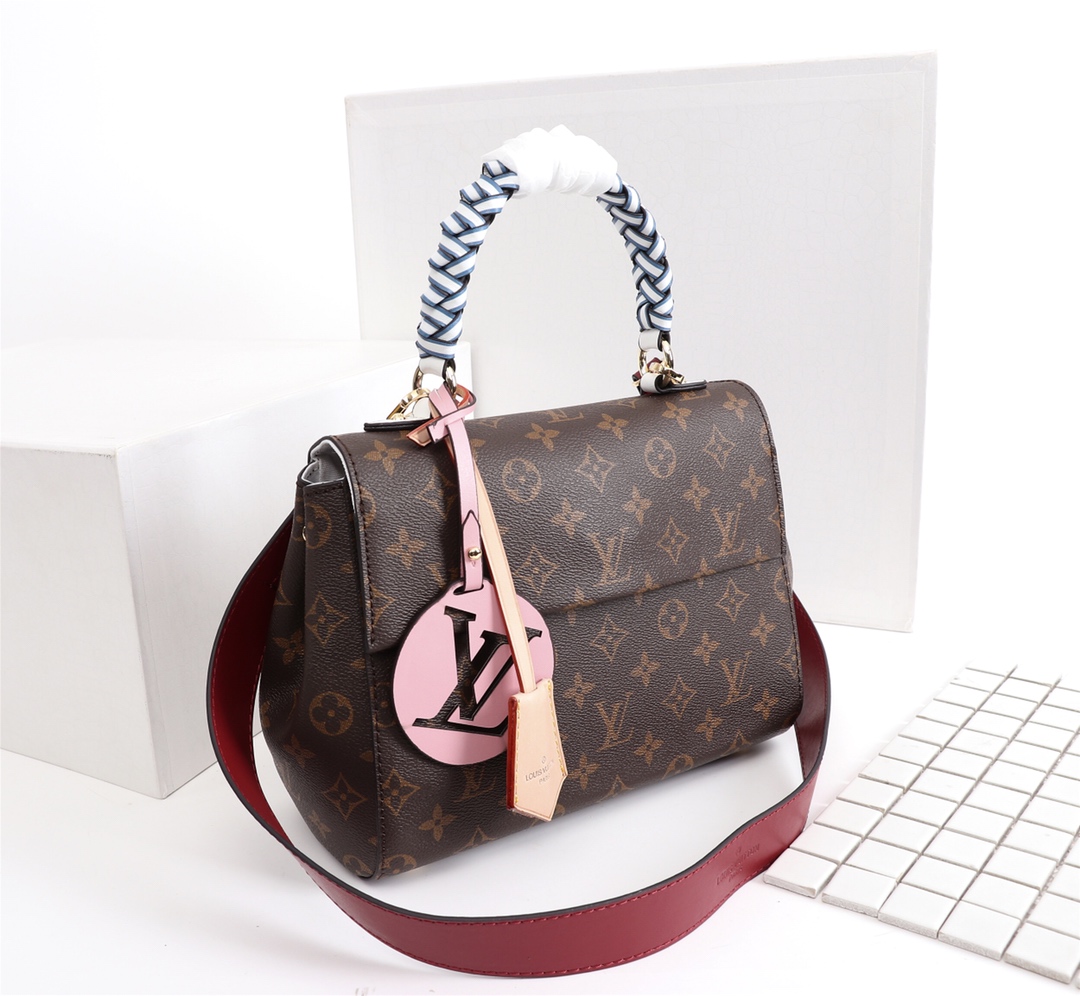 Louis Vuitton M43982 Monogram 28x20x10cm crossbody everyday