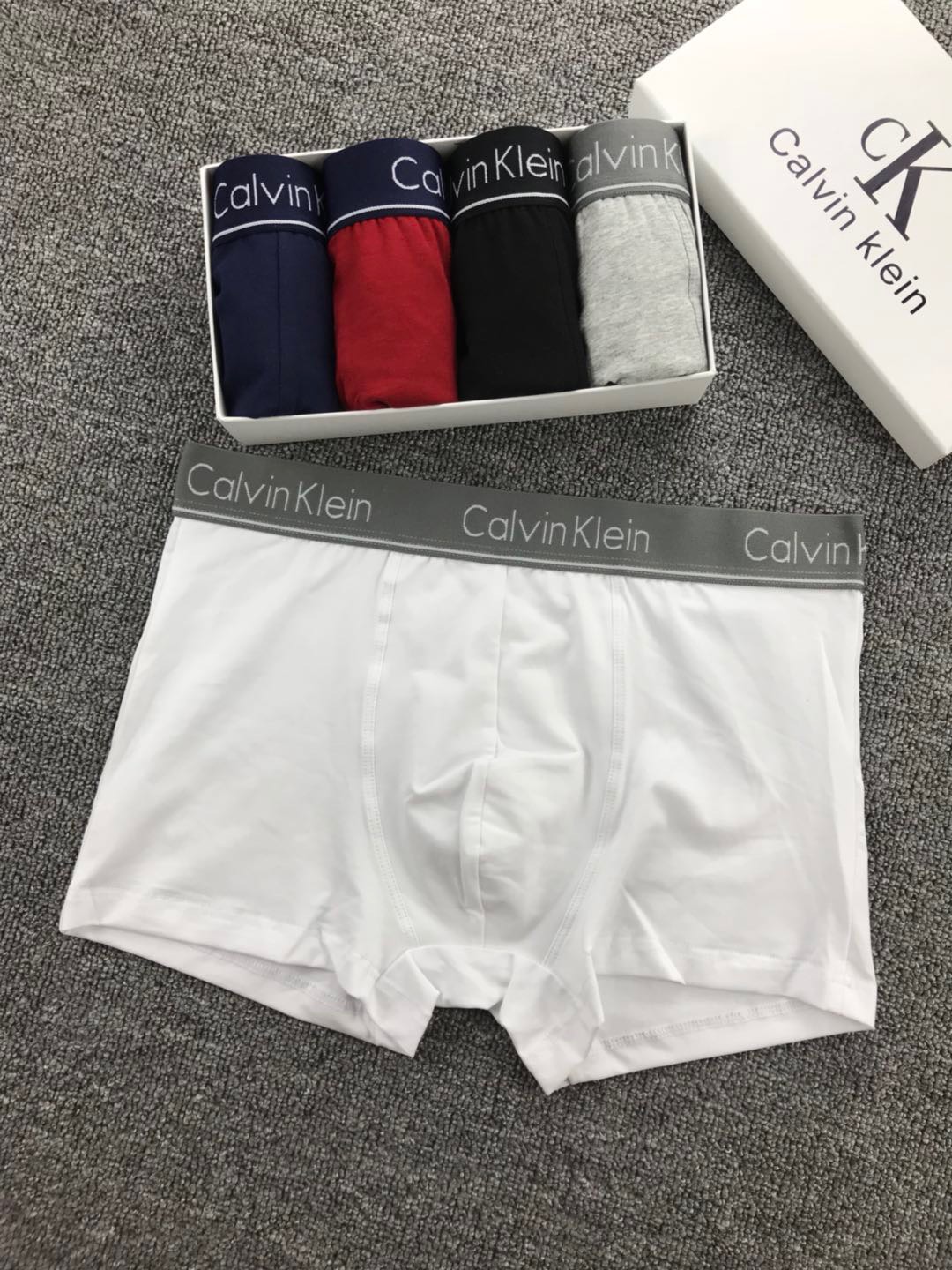  🆕 Calvin Klein 高级奥戴尔面料 原单品质 一盒三条现货 L XL XXL xxxl