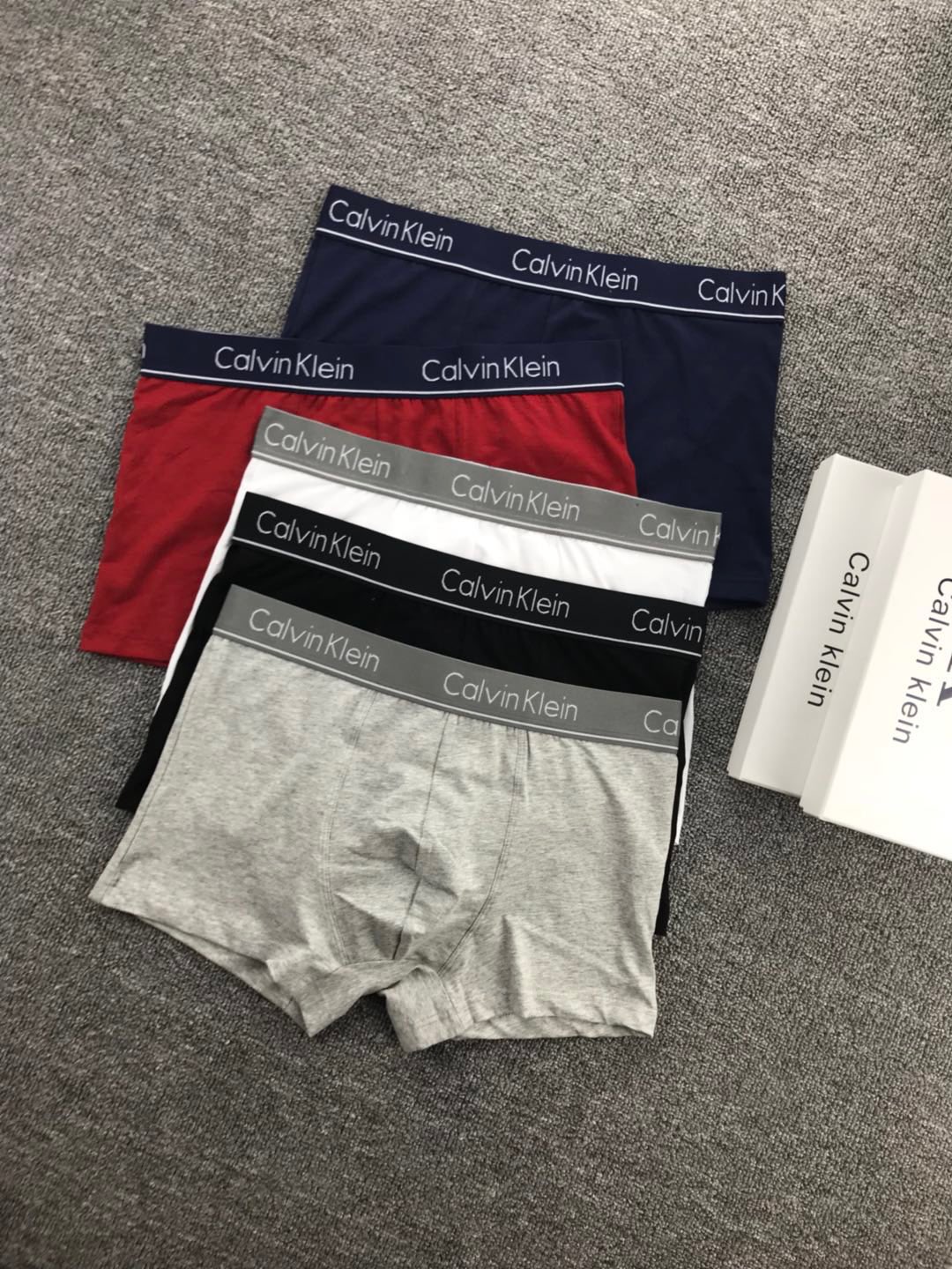 🆕 Calvin Klein 高级奥戴尔面料 原单品质 一盒三条现货 L XL XXL xxxl