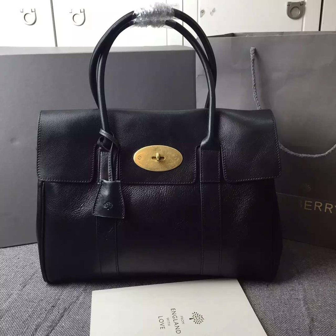 Oil-waxed leather is shipped, a fighter among the large classics, and a true bayswater model among the mulberry retro leathers. Whether it is bus