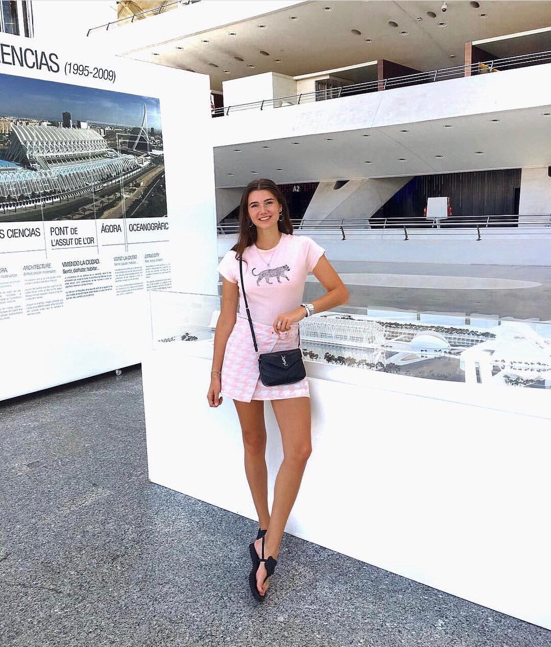 YSL LouLou 20CM 迷你斜挎包 467072黑色/银扣