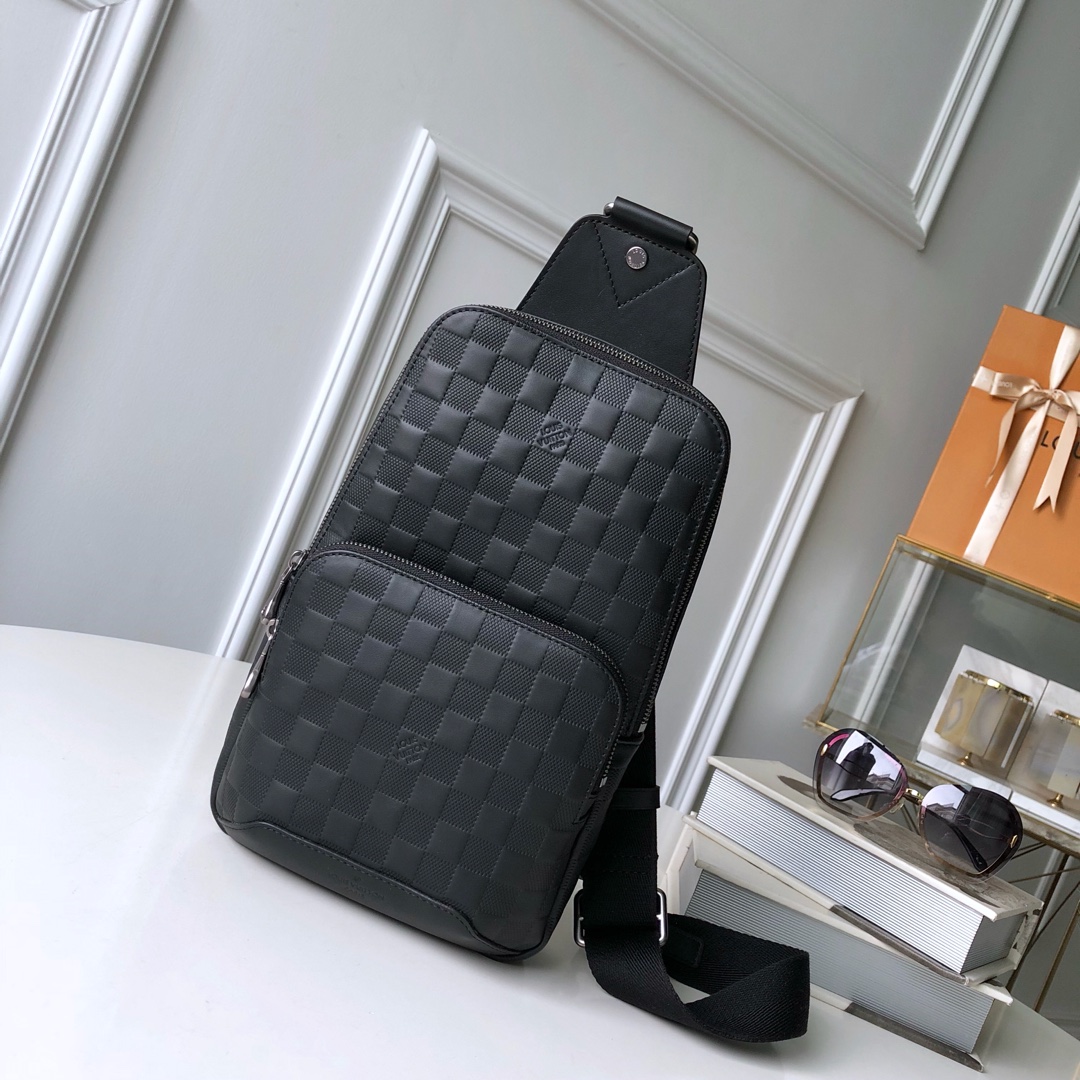 Louis Vuitton LV Avenue N41720