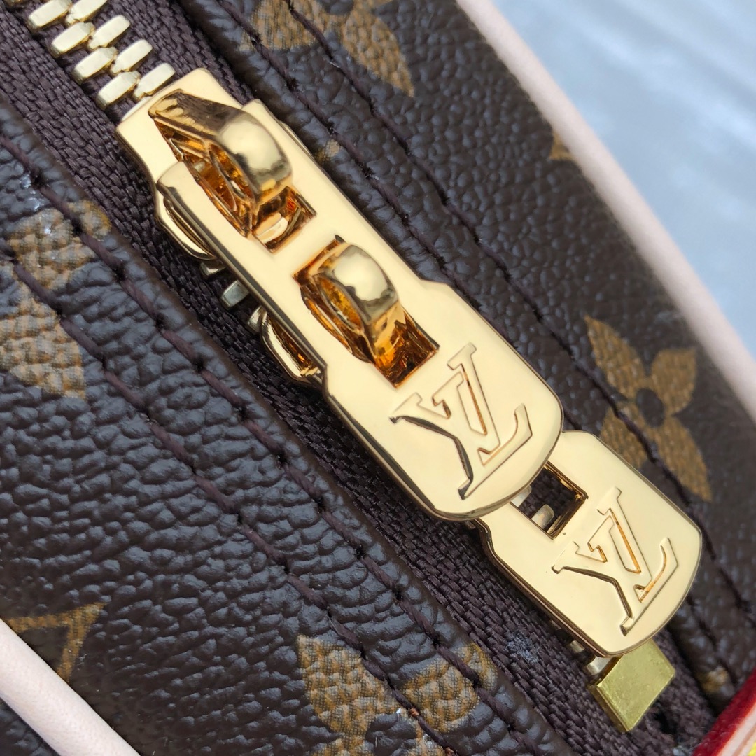 Louis Vuitton LV Porte-Documents Voyage 公文包 M40226