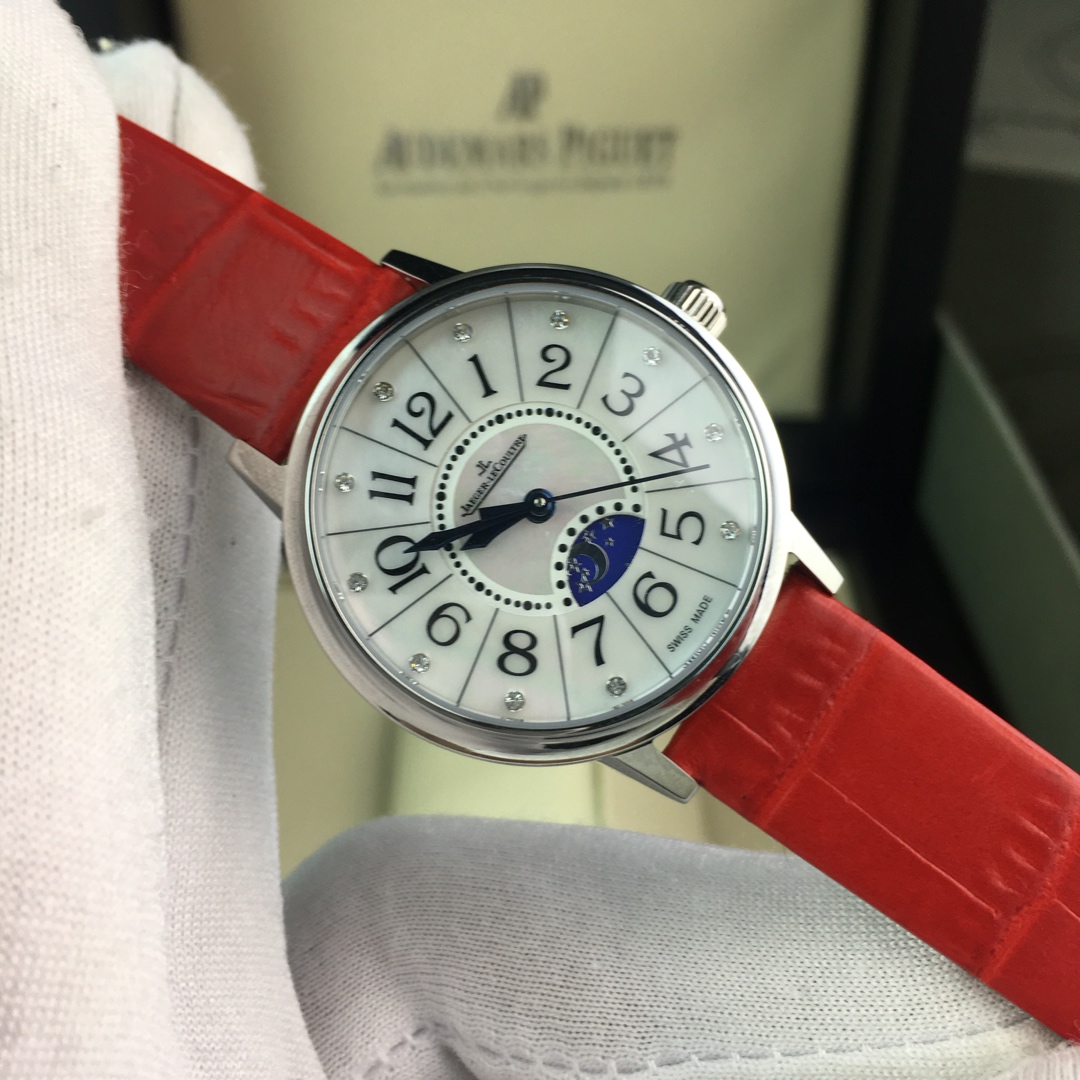 Cartier 皇家 积家约会女款系列腕表