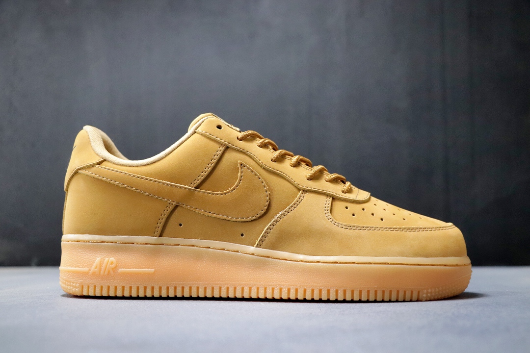 115<br /><br />Nike Air Force 1  07 LV8 LOW ”Flax” 空军低帮小麦 AA4061 200 最强配置 头层版本  前后solo气垫 毛质感强烈 防水防雪防<br />PCSIZE:36 36.5 37 37.5 38 38.5 39 40 40.5 41 42 42.5 43 44 45