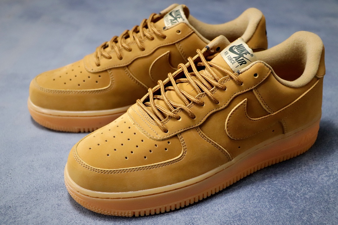 115<br /><br />Nike Air Force 1  07 LV8 LOW ”Flax” 空军低帮小麦 AA4061 200 最强配置 头层版本  前后solo气垫 毛质感强烈 防水防雪防<br />PCSIZE:36 36.5 37 37.5 38 38.5 39 40 40.5 41 42 42.5 43 44 45