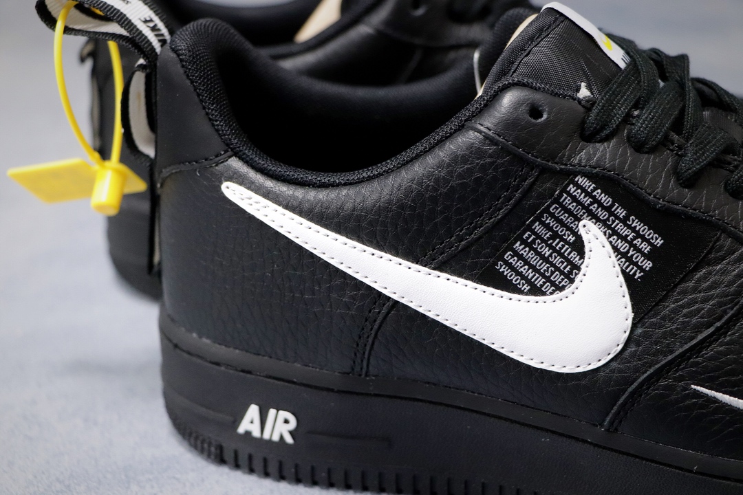 115<br /><br />公司级 市面最强原底面 NIKE Force 1 Low AF-1 简版OW空军 同原厂头层皮料  采用电脑冲孔 细节对比市面任何版本 PCSIZE:40 40.5 41 42 42.5 43 44 44.5 45