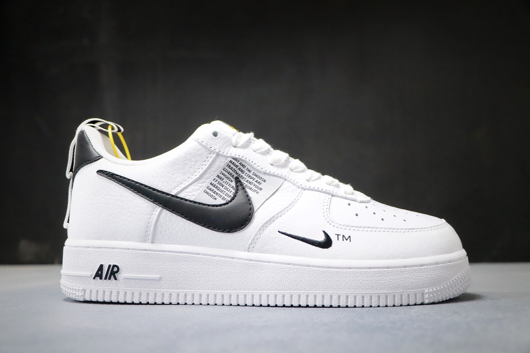 115<br /><br />公司级 市面最强原底面 NIKE Force 1 Low AF-1 简版OW空军 同原厂头层皮料  采用电脑冲孔 细节对比市面任何版本 PCSIZE:37.5 38 38.5 39 40 40.5 41 42 42.5 43 44 44.5 45