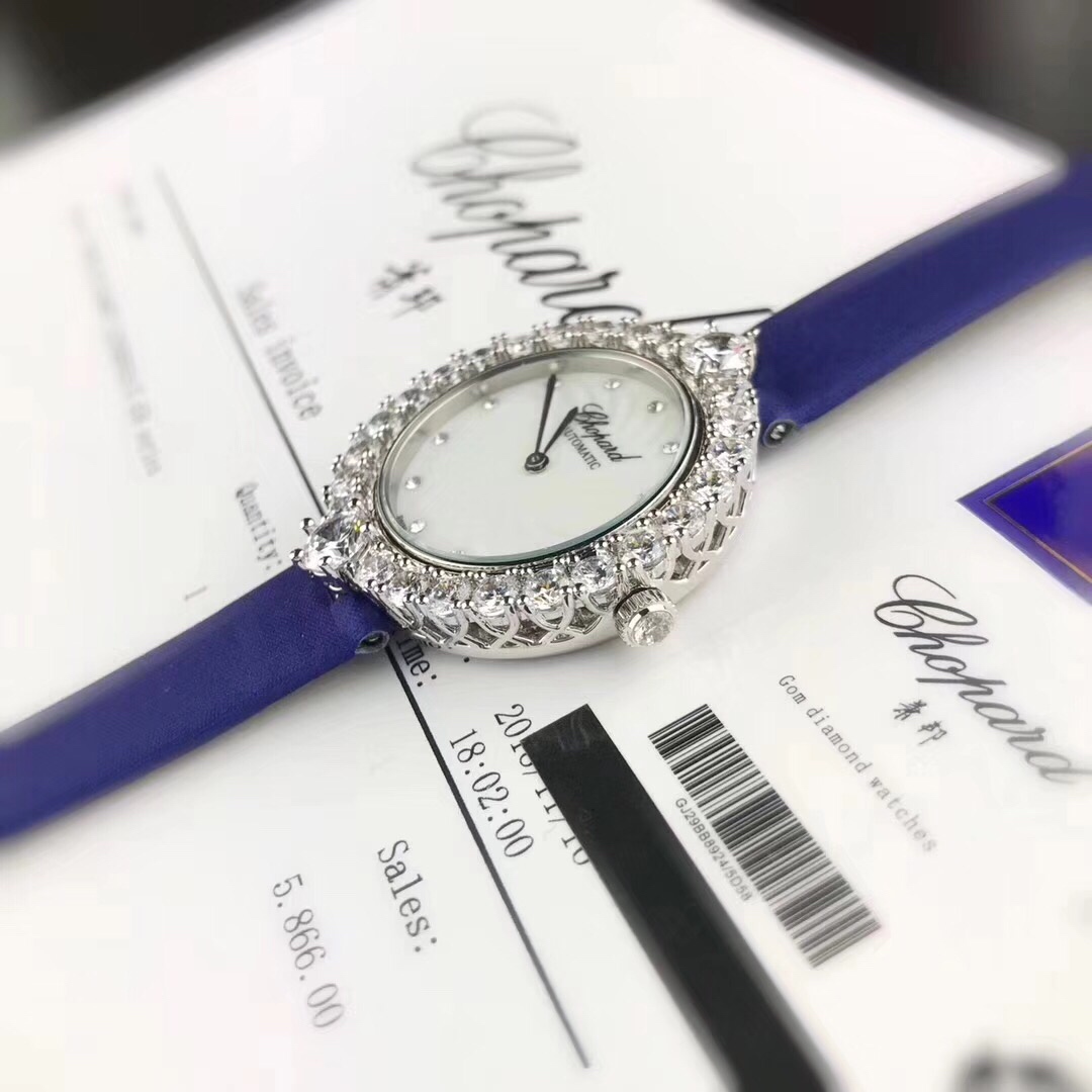 Chopard 萧邦 · Chopard Happy Diamonds钻石系列 尺寸35 7 毫米