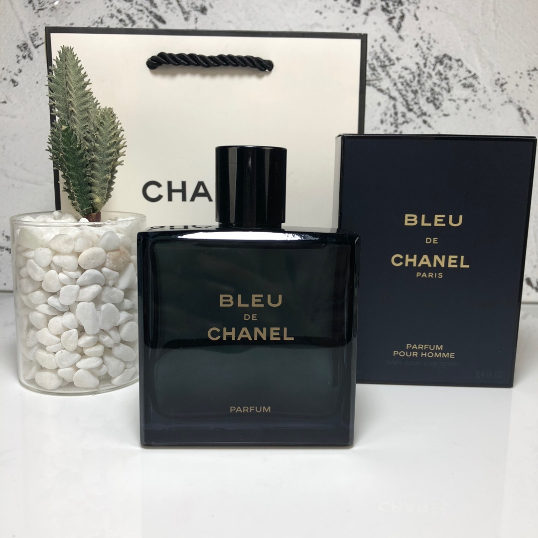 Chanel Bleu de Chanel Parfum - 100ml - Woody Aromatic Fragrance