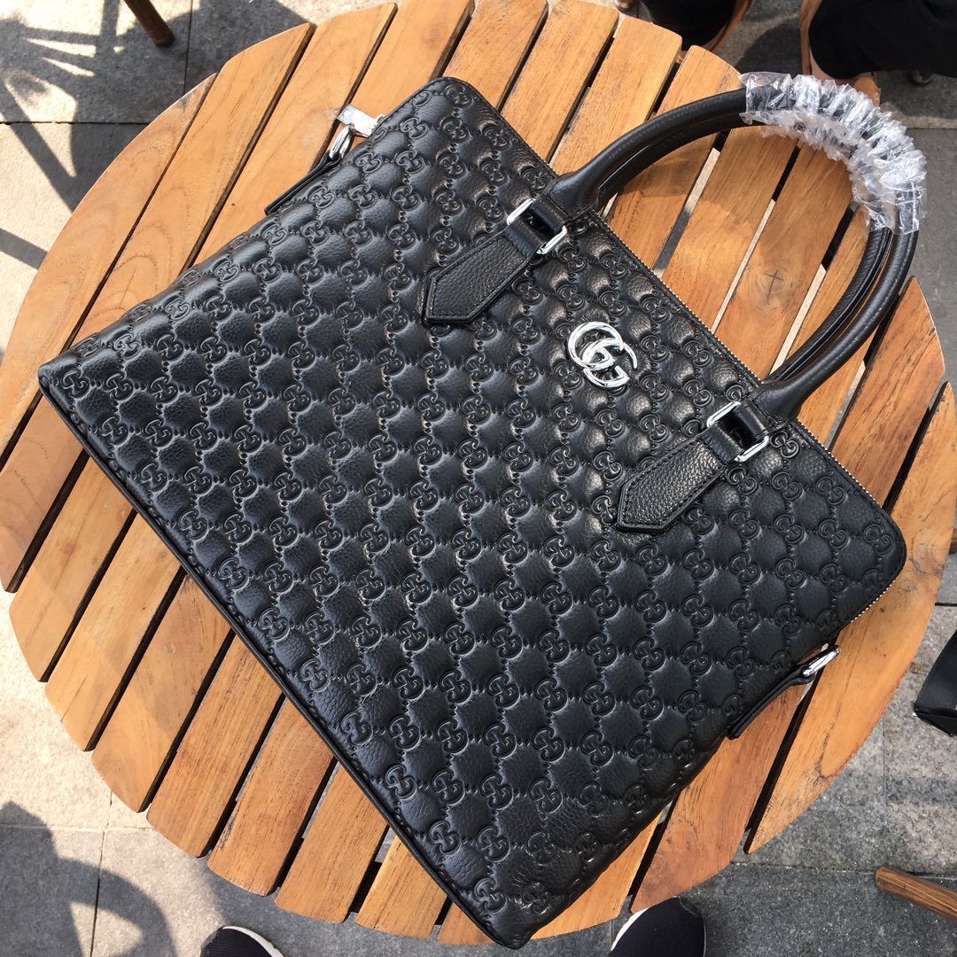 GUCCI古奇 独家新款，【型号】301-1[强]商务休闲包【尺寸】38-28-6cm【颜色】黑色 高端
