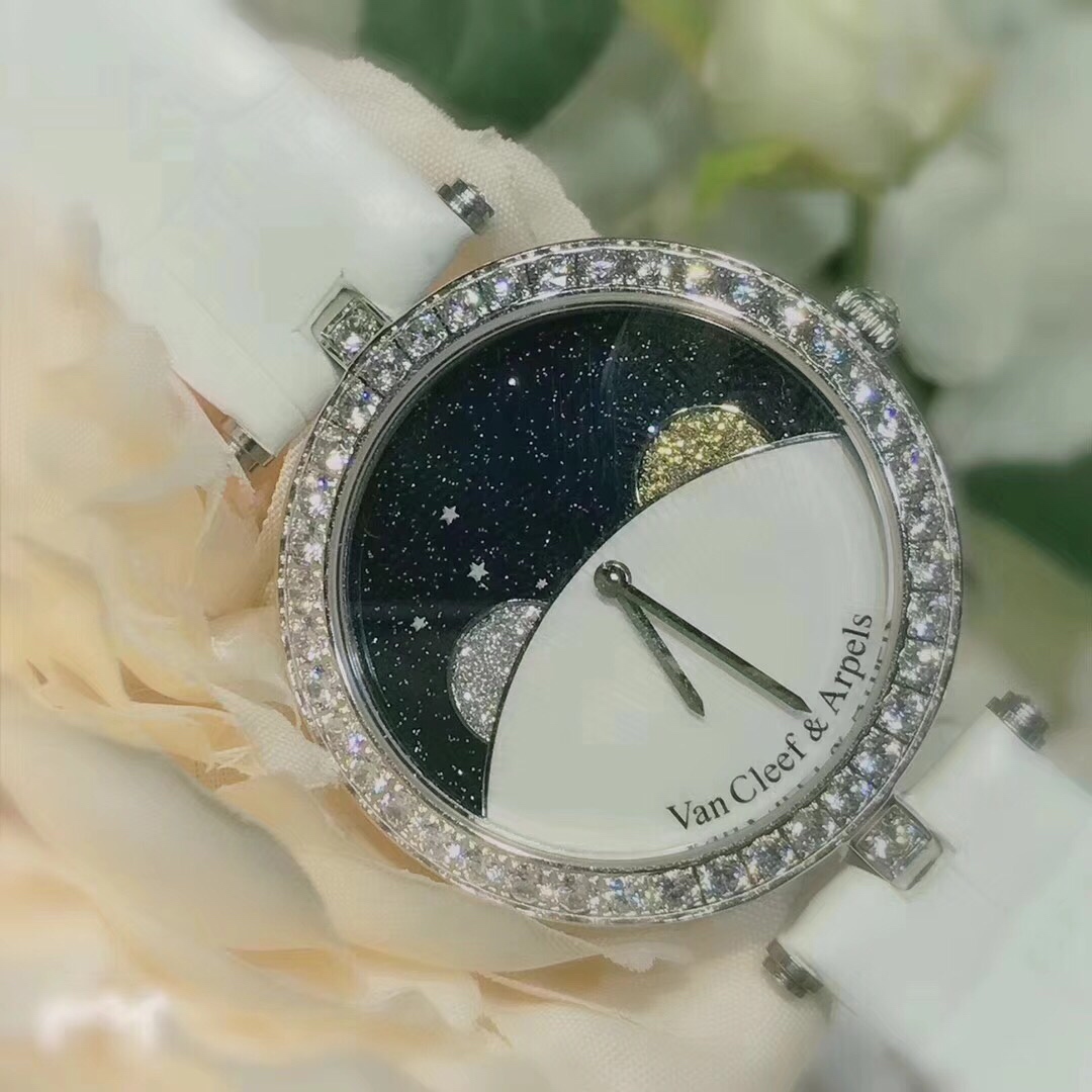 Van Cleef & Arpels 梵克雅宝日月星辰 24小时真功能