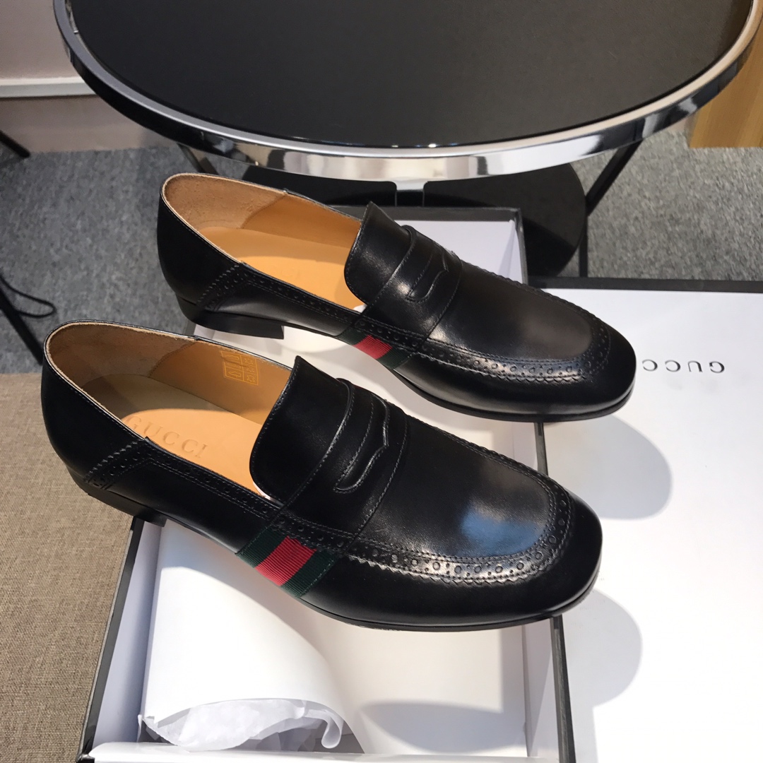 Gucci Skórzane Buty Oxford Kolor moreli Czarny Skóra cielęca krowia Prawdziwa skóra Fashion Casual