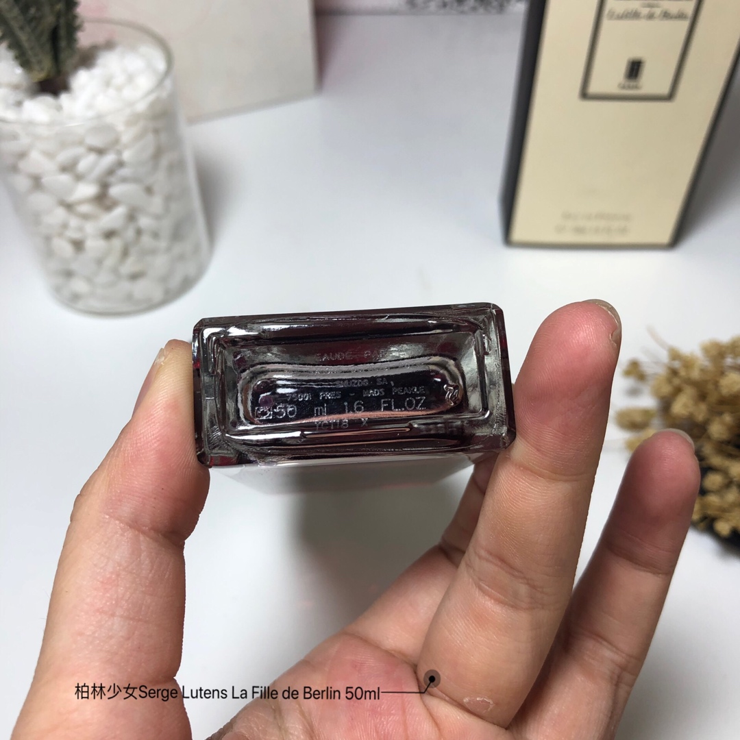 1543511781 3719836691 3